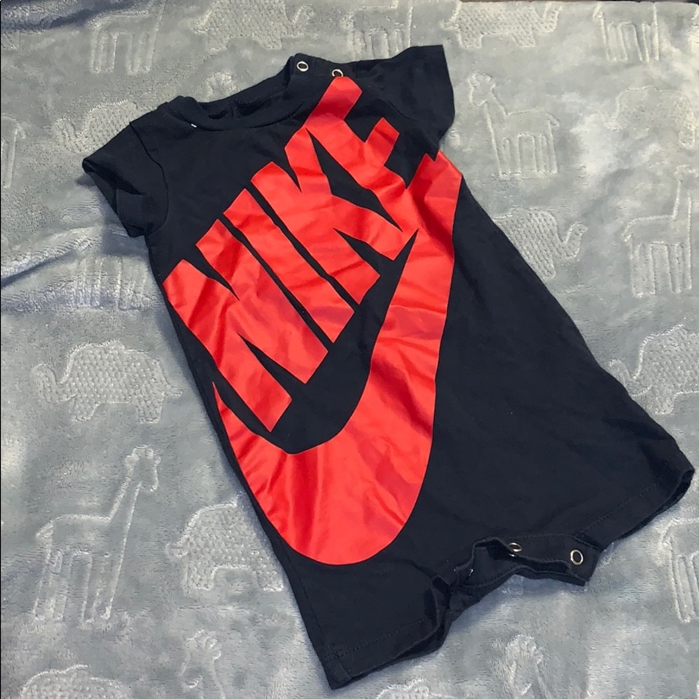 NIKE BABY BOY JUMPSUIT/ROMPER